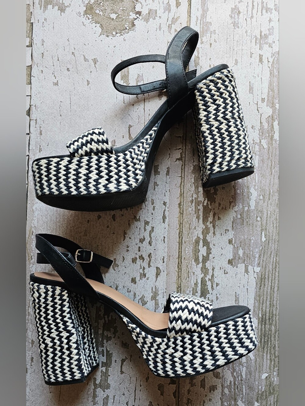 Woven Black & Cream Platform Block Heel Sandals Size 9